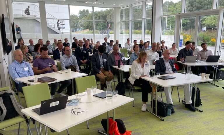 13.09.2023: FAPS stellt Vision zur „Maschine der Zukunft“ im Brainport Industries Campus in Eindhoven vor
