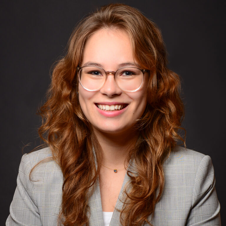 01.10.2025: Neue Mitarbeiterin am Lehrstuhl FAPS | Anne Kirsch, M. Sc.