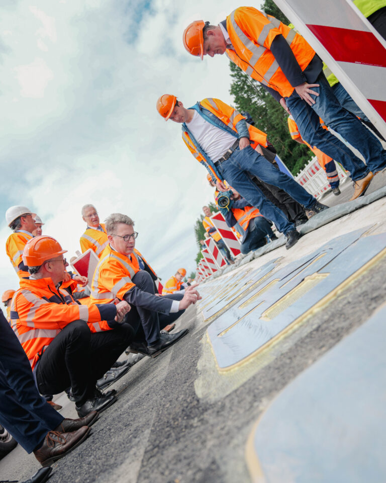 06.06.2025: Die Eröffnung der Teststrecke für induktives Laden auf der A6