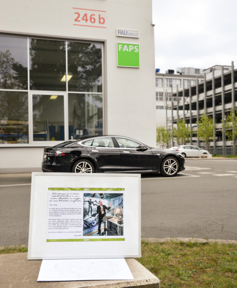 30.04.2024: Runder Geburtstag von Lehrstuhlinhaber Prof. Dr.-Ing. Jörg Franke