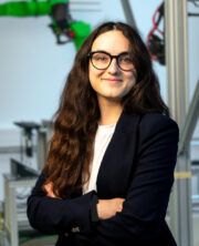 1.06.2024: Neue Mitarbeiterin am Lehrstuhl FAPS | Annalena Hartmann, M.Sc.
