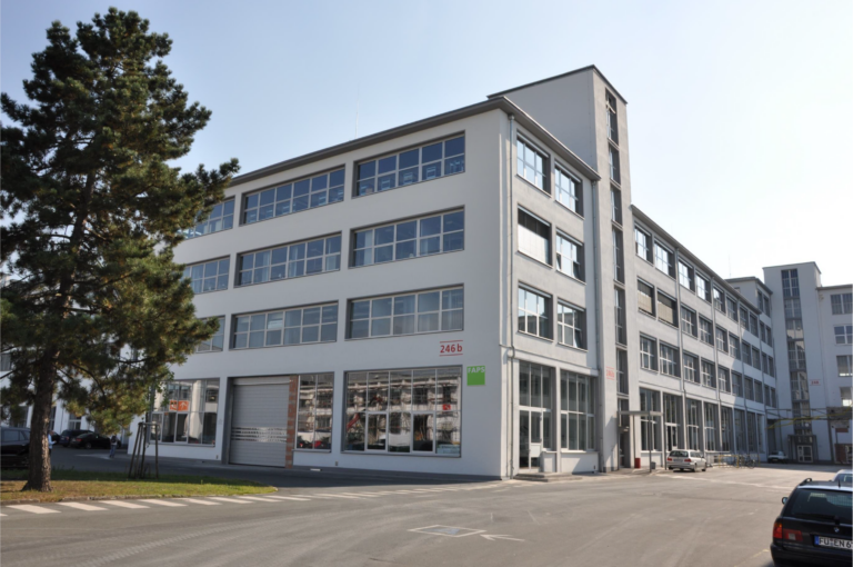 22.02.2025: Lehrstuhl FAPS als Vorzeigeprojekt in Erlanger Nachrichten erwähnt