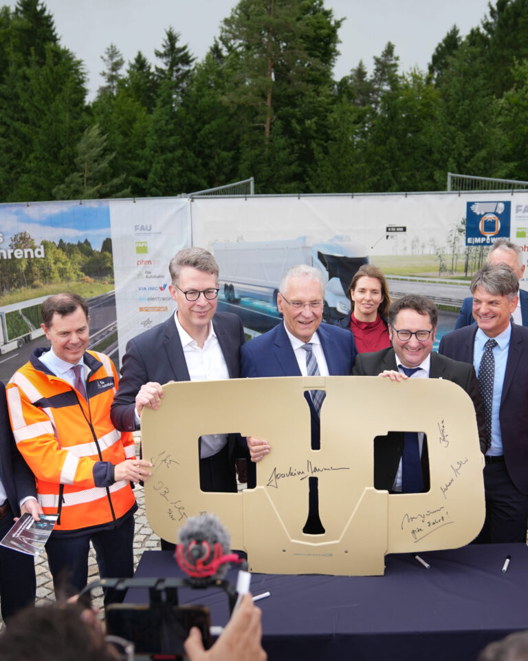 06.06.2025: Medien berichten über die Eröffnung der Teststrecke für induktives Laden auf der A6