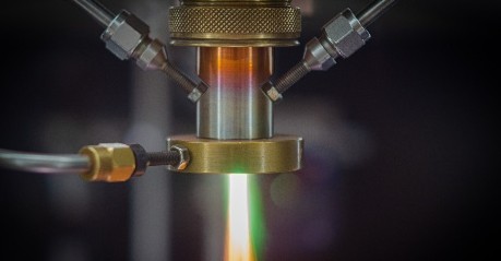 [PA/MA] [DE/ENG] Entwicklung eines Handhabungs- und Aufnahmekonzepts für die beidseitige atmosphärische Plasmabeschichtung von Leistungshalbleitern.