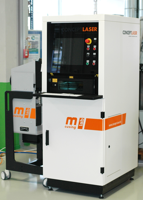 31.03.2015: LaserCUSING® – Additive Fertigungsanlage für das selektive Laserschmelzen von Metallpulvern in Betrieb genommen